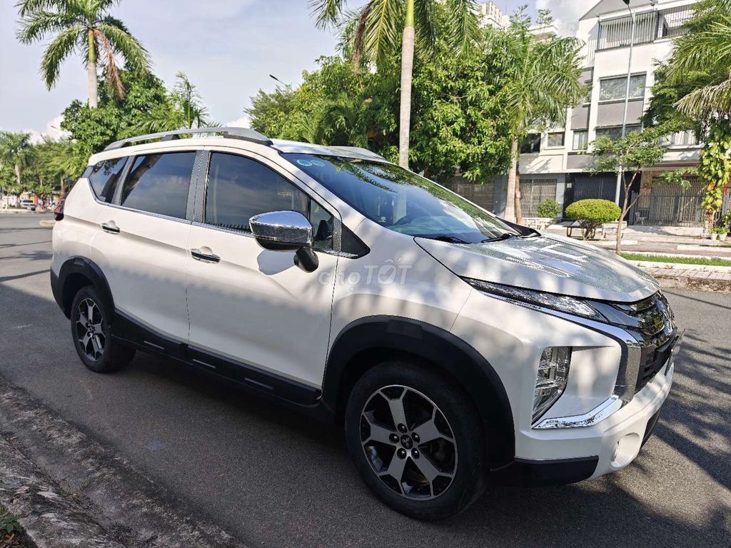 Mitsubishi Xpander Cross 2020 - ảnh 1