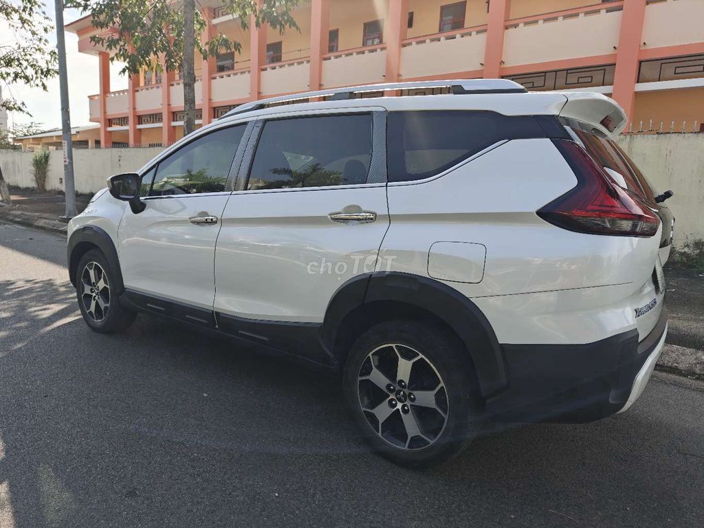 Mitsubishi Xpander Cross 2020 - ảnh 2