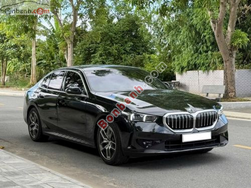 BMW 5 Series 2025 - ảnh 2