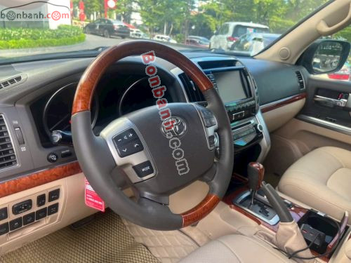 Toyota Land Cruiser 5.7 V8 2014 - ảnh 5