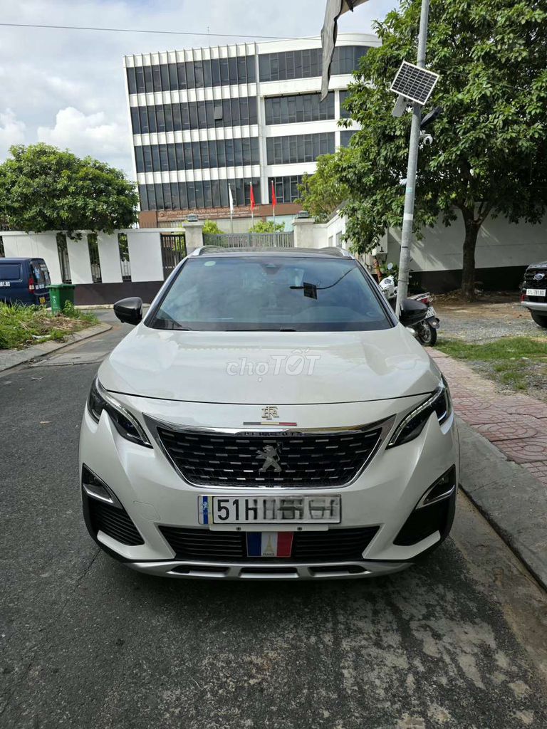 Peugeot 5008 2020 - ảnh 1