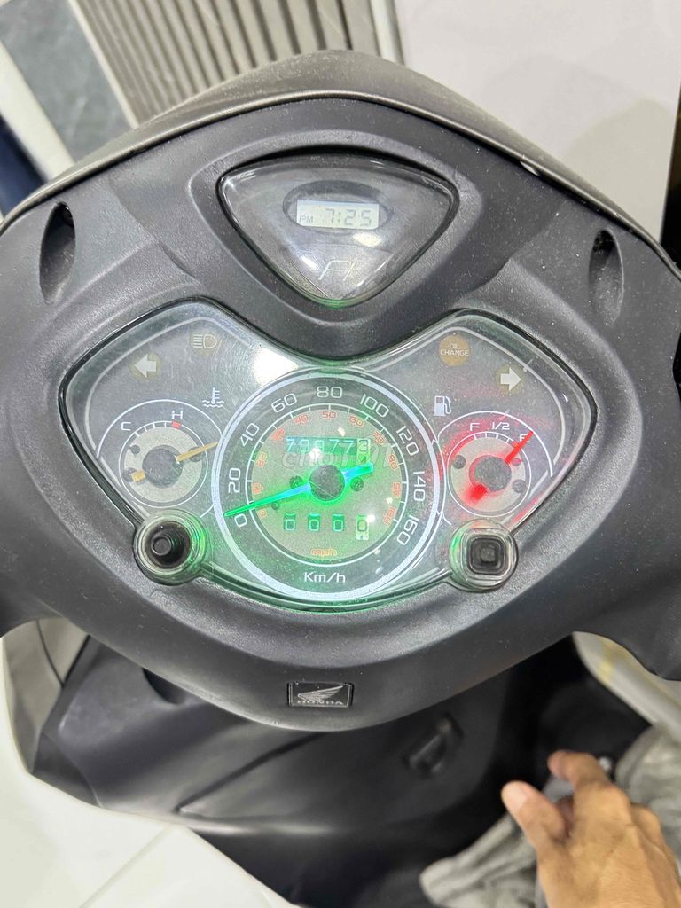 Honda Dylan 2005 - ảnh 3
