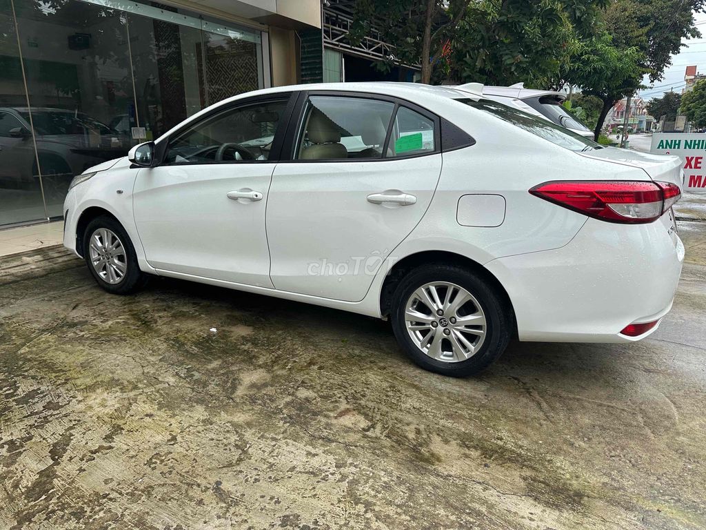 Toyota Vios - ảnh 5