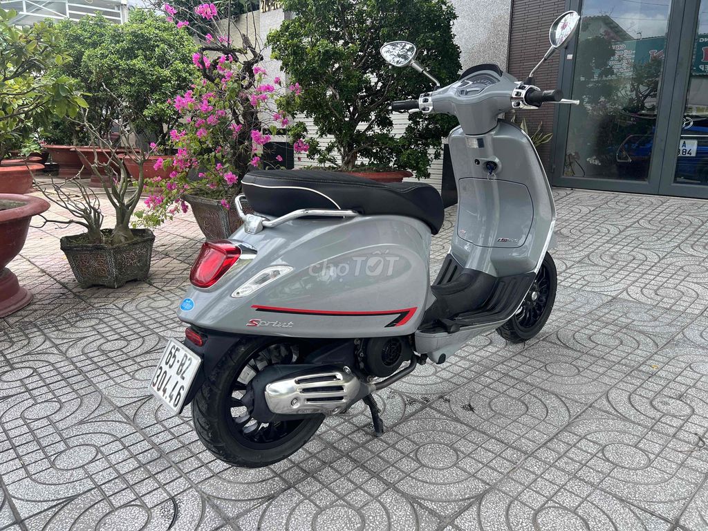 Piaggio Vespa 2022 - ảnh 3