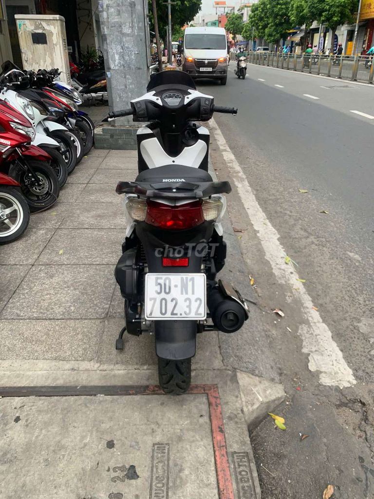 Honda SH 2018 - ảnh 2