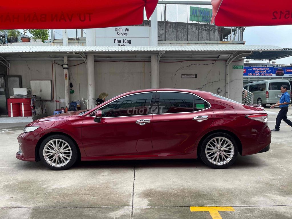 Toyota Camry 2.5Q 2020 - ảnh 4