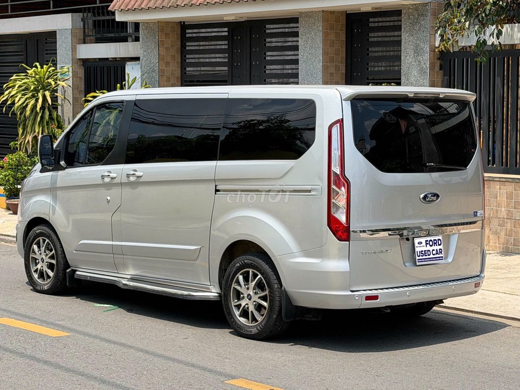 Ford Tourneo 2019 - ảnh 1