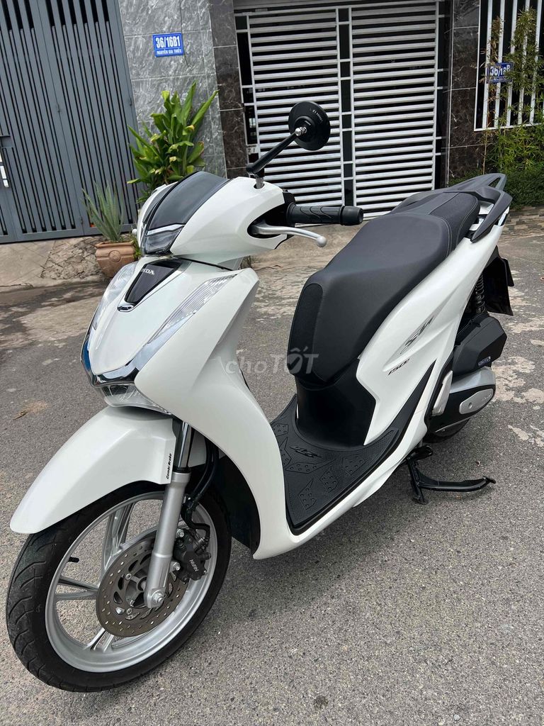 Honda SH 2023 - ảnh 1