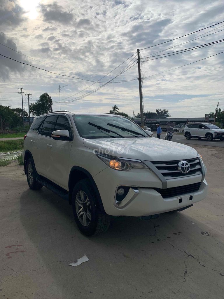 Toyota Fortuner 2017 - ảnh 1