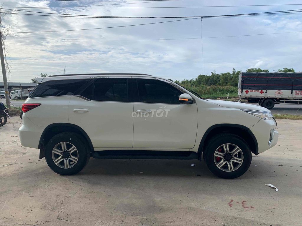 Toyota Fortuner 2017 - ảnh 4