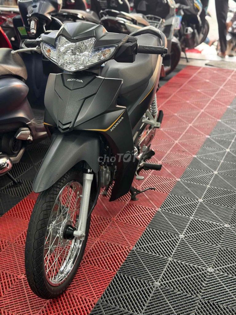 Honda 2025 - ảnh 1