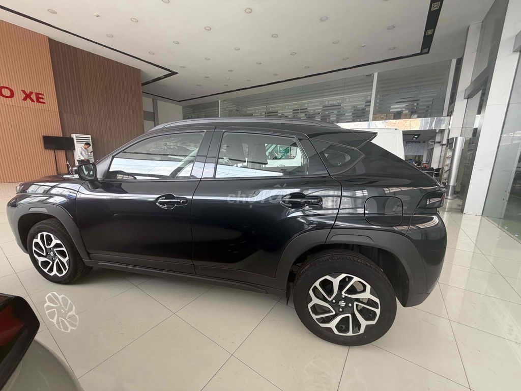 Suzuki 2025 - ảnh 3