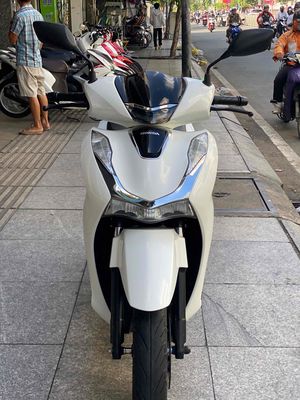 Honda SH 2022 - ảnh 1