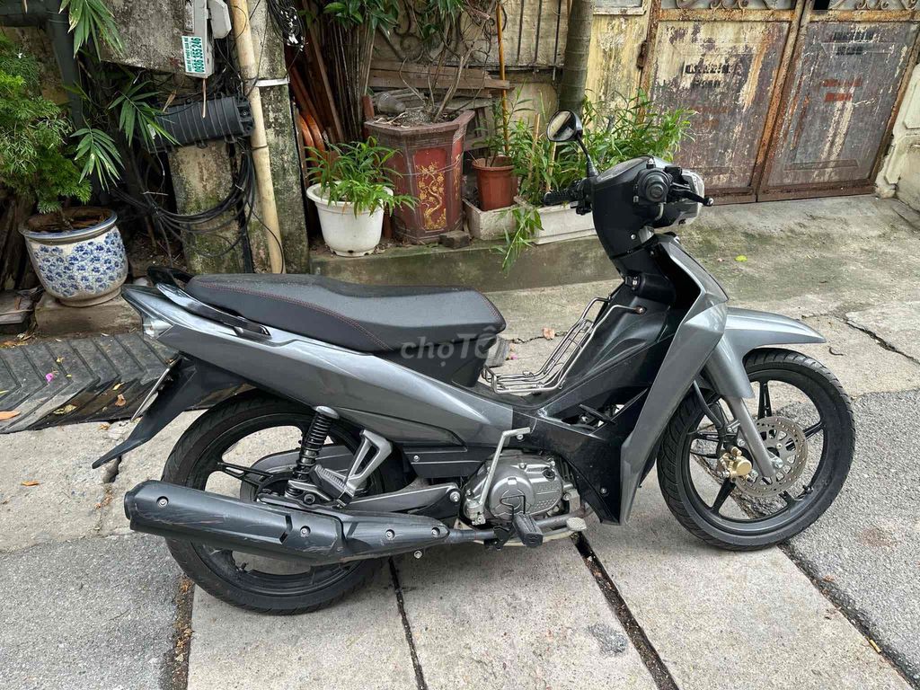 Yamaha Sirius 2009 - ảnh 4