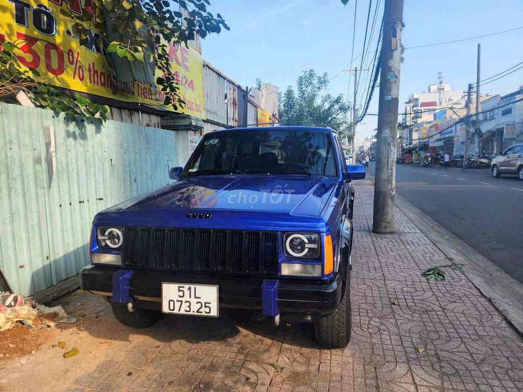 Jeep 1986 - ảnh 1