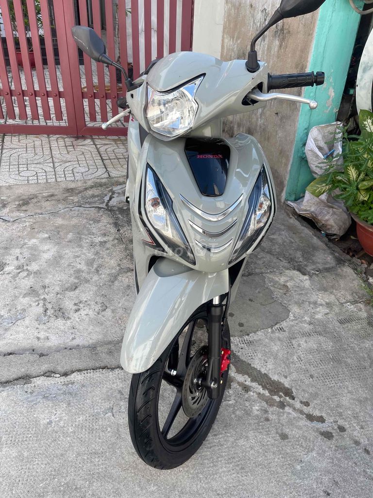 Honda Vision 2024 - ảnh 4