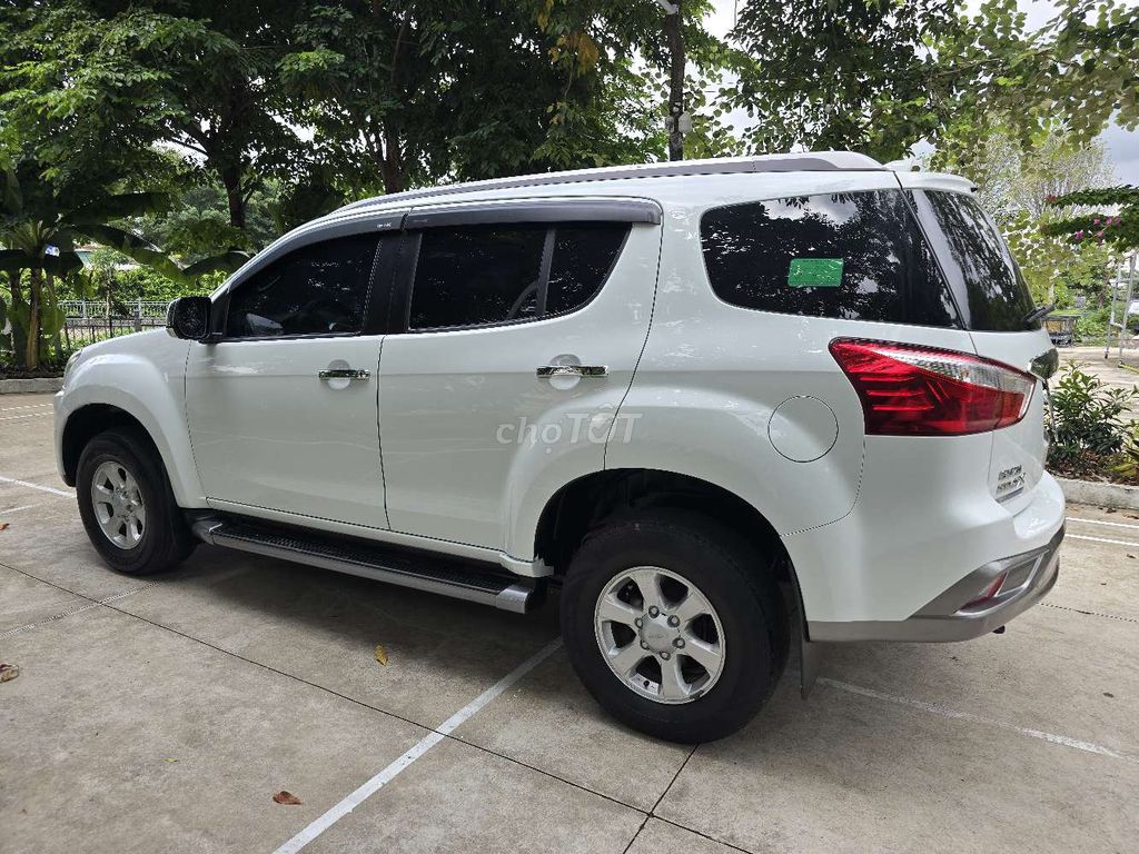 Isuzu - ảnh 2