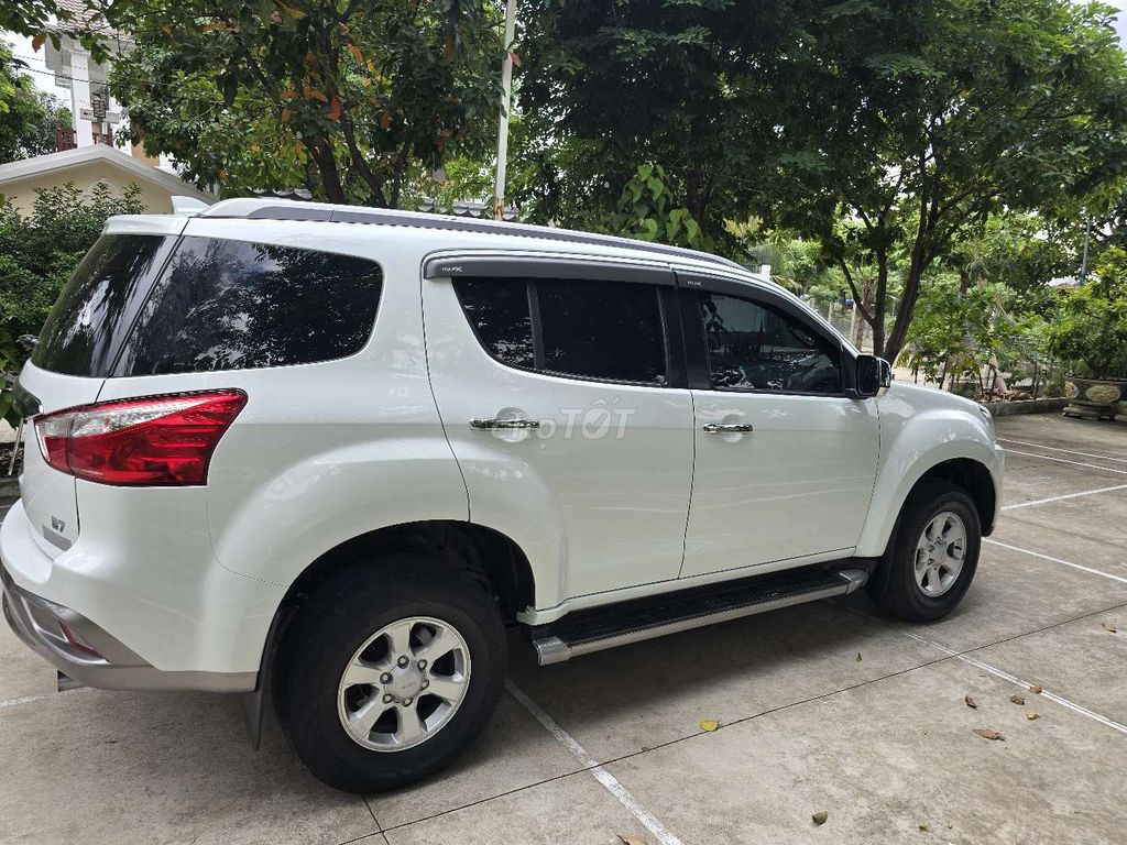 Isuzu - ảnh 3