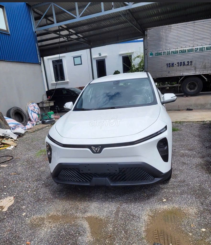 VinFast Limo Green - ảnh 3