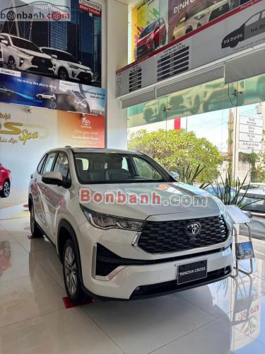 Toyota Innova Cross HEV 2.0 CVT 2026 - ảnh 1
