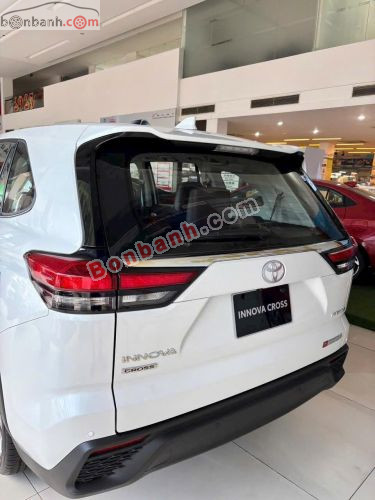 Toyota Innova Cross HEV 2.0 CVT 2026 - ảnh 3