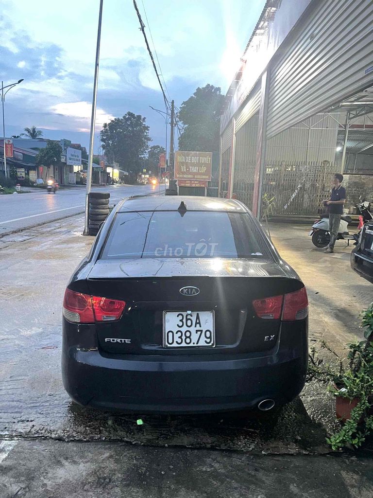 Kia Forte 2012 - ảnh 2