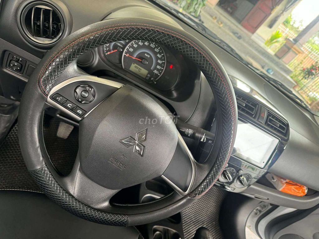Mitsubishi Attrage - ảnh 2