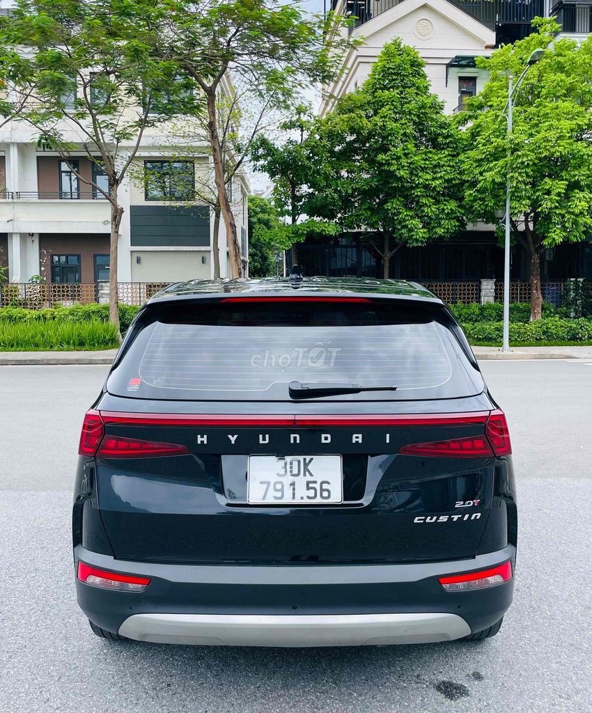 Hyundai Custin 2024 - ảnh 4