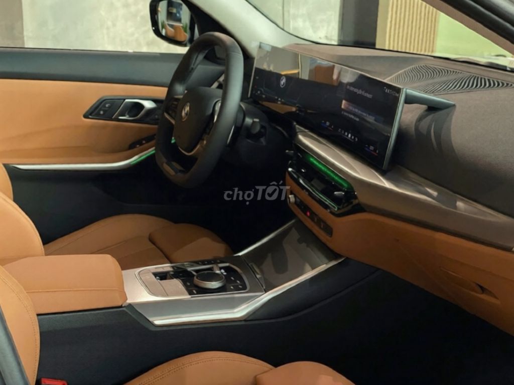 BMW 3 Series 2025 - ảnh 2