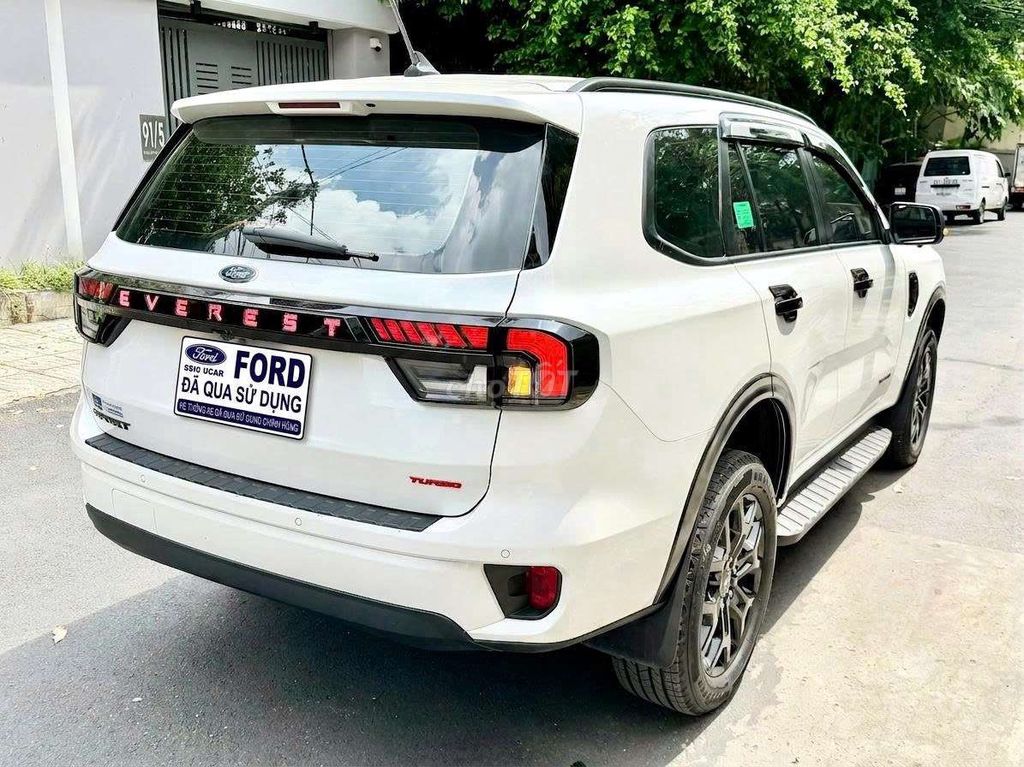 Ford Everest 2024 - ảnh 3