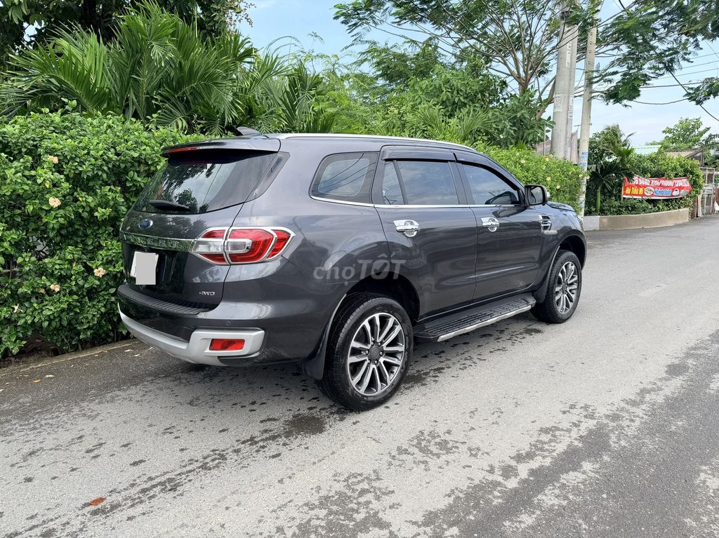 Ford Everest 2018 - ảnh 2