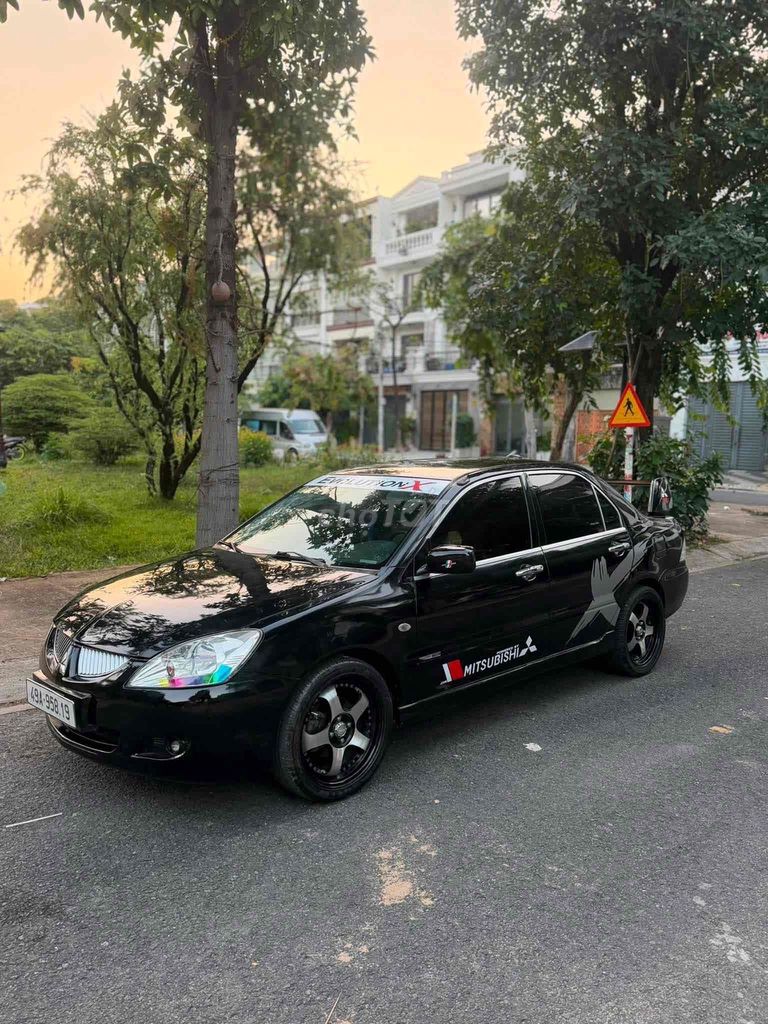 Mitsubishi Lancer 2004 - ảnh 1