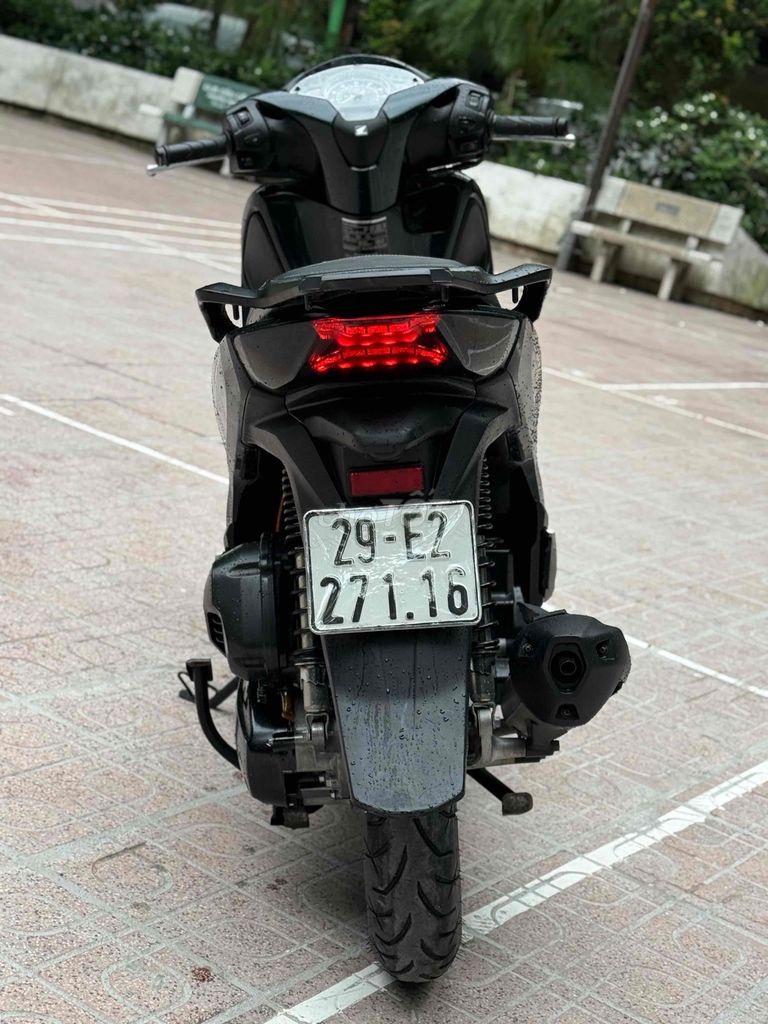 Honda SH 2018 - ảnh 3