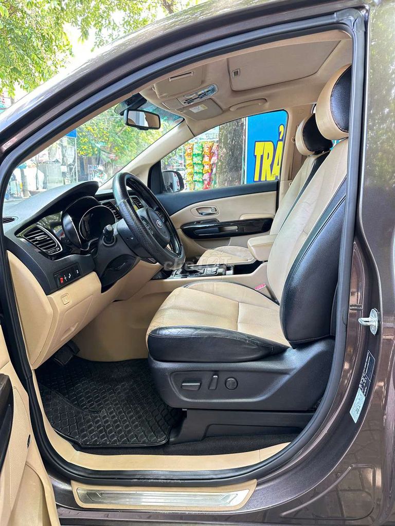 Kia Sedona 2015 - ảnh 3