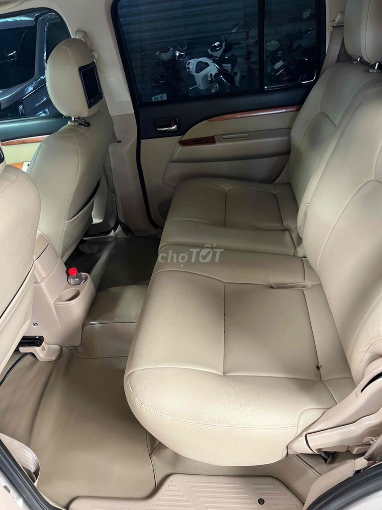 Ford Everest 2009 - ảnh 2