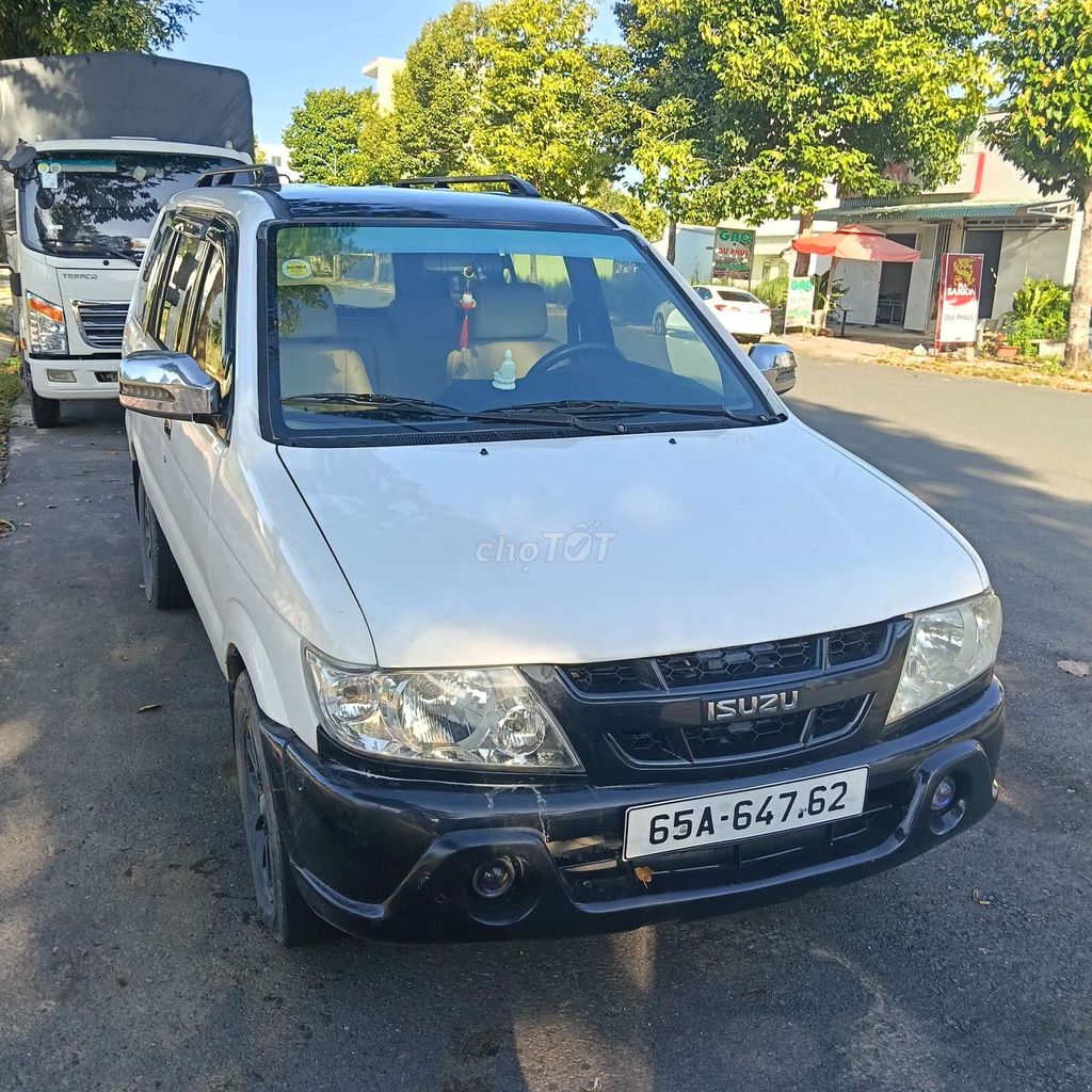 Isuzu 2008 - ảnh 1