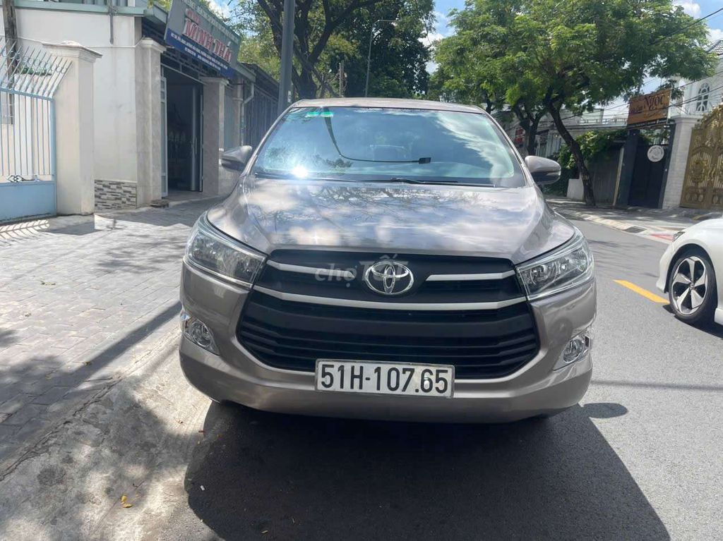 Toyota Innova 2.0E 2019 - ảnh 1