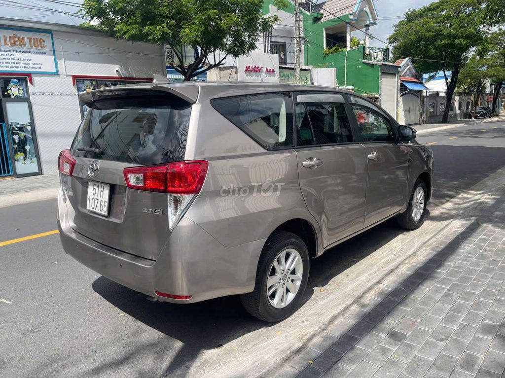 Toyota Innova 2.0E 2019 - ảnh 4
