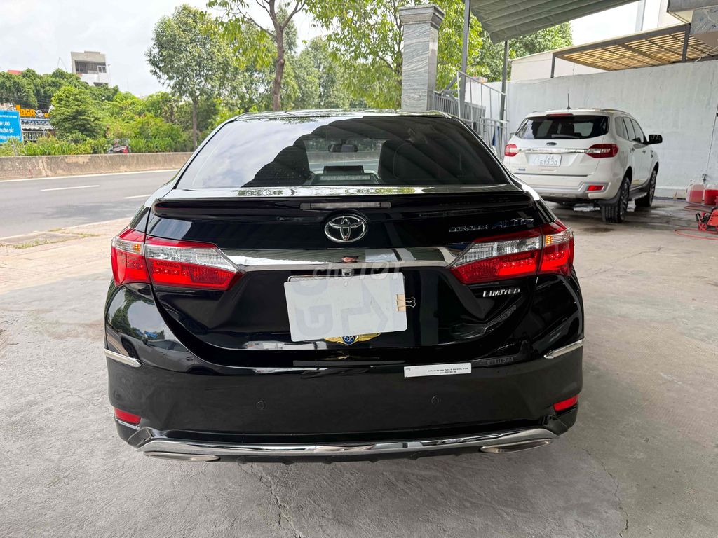 Toyota Corolla Altis 2015 - ảnh 4
