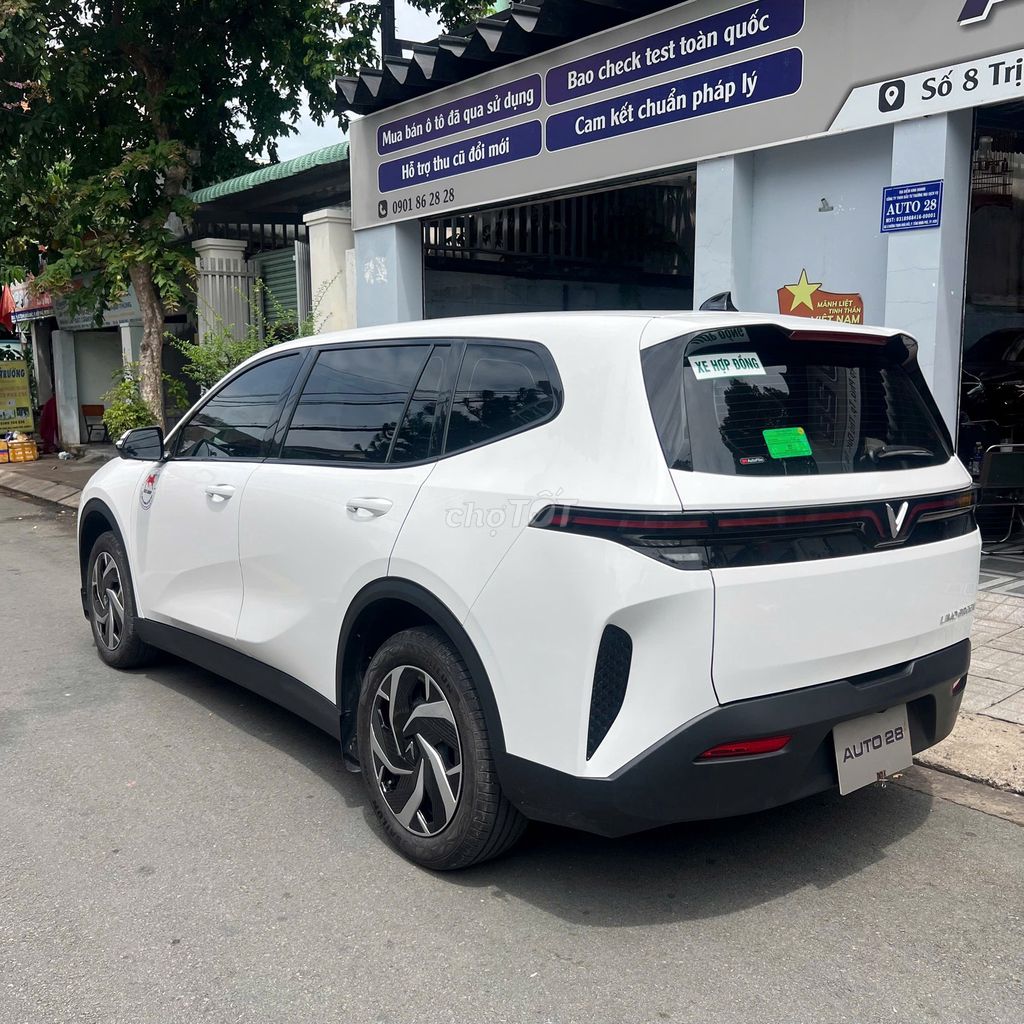 VinFast Limo Green 2025 - ảnh 4