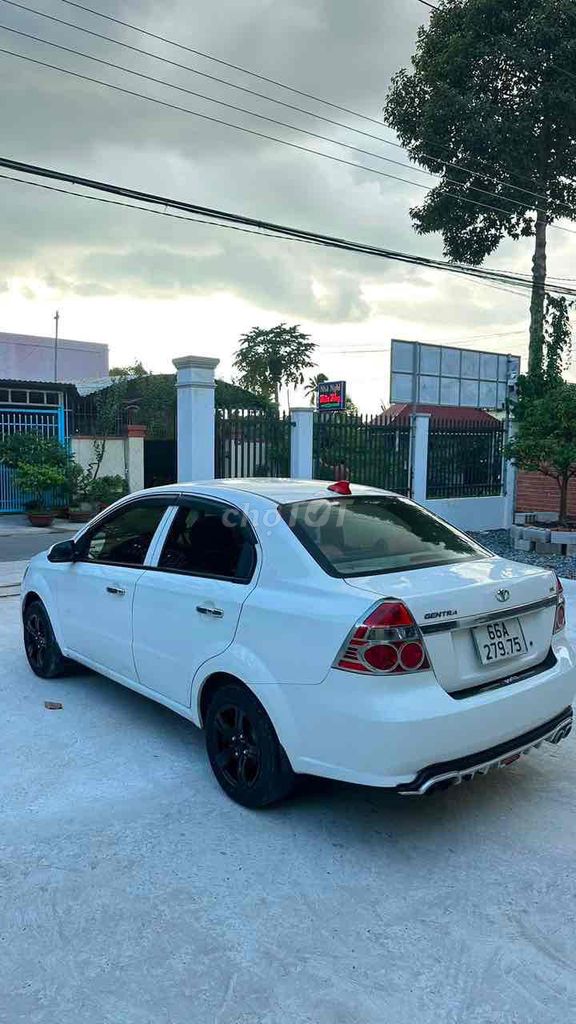 Daewoo Gentra 2009 - ảnh 2