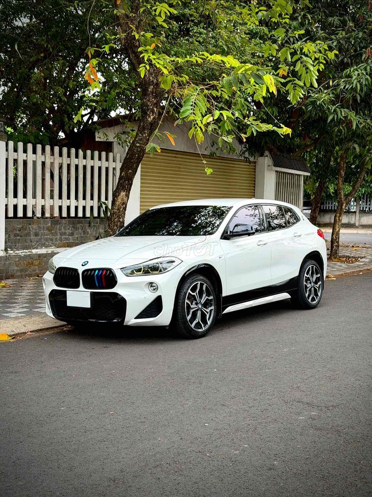 BMW - ảnh 1
