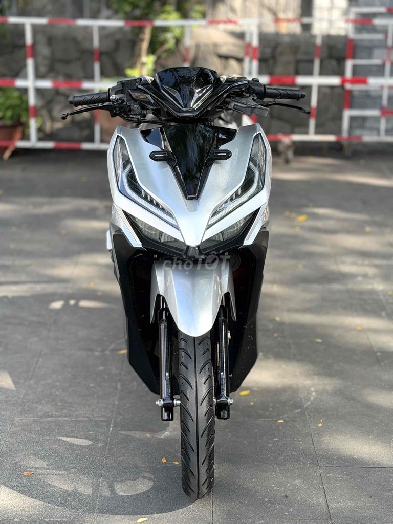 Honda 2010 - ảnh 1