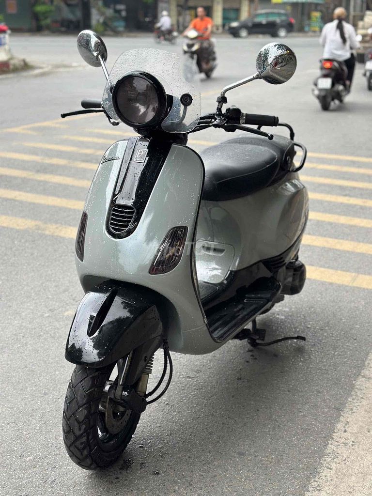 Piaggio 2013 - ảnh 1