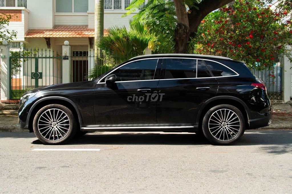 Mercedes-Benz 2023 - ảnh 4