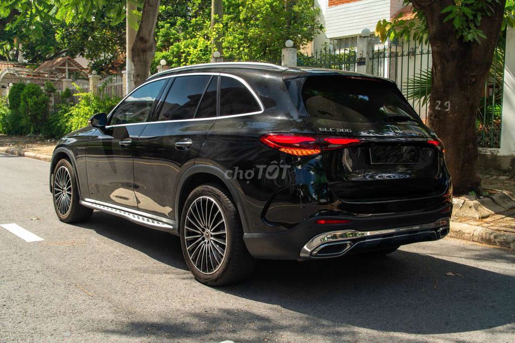 Mercedes-Benz 2023 - ảnh 5