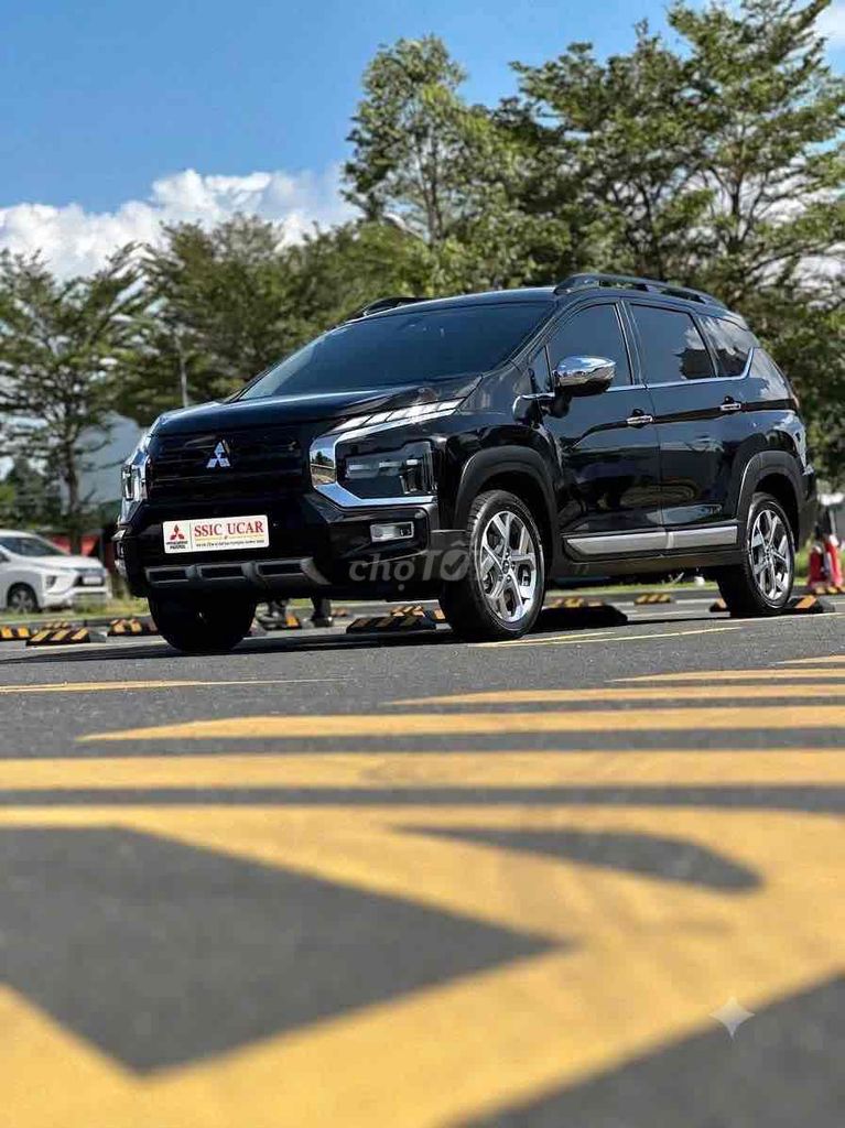 Mitsubishi Xpander Cross 2024 - ảnh 1