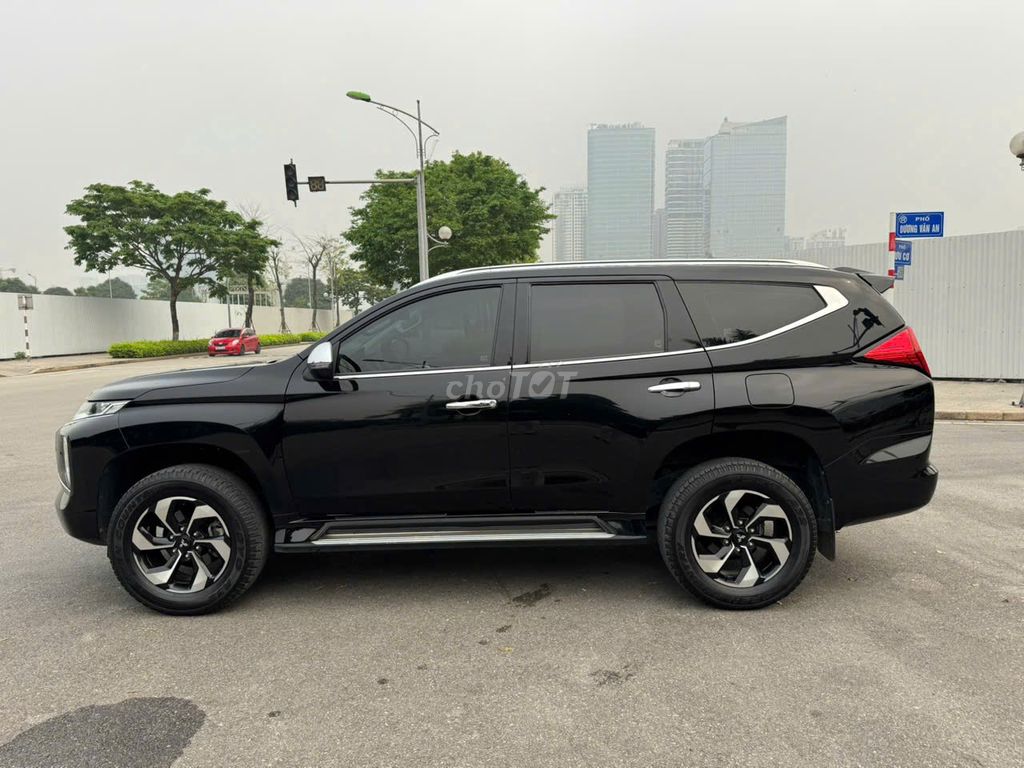 Mitsubishi Pajero Sport 2024 - ảnh 4