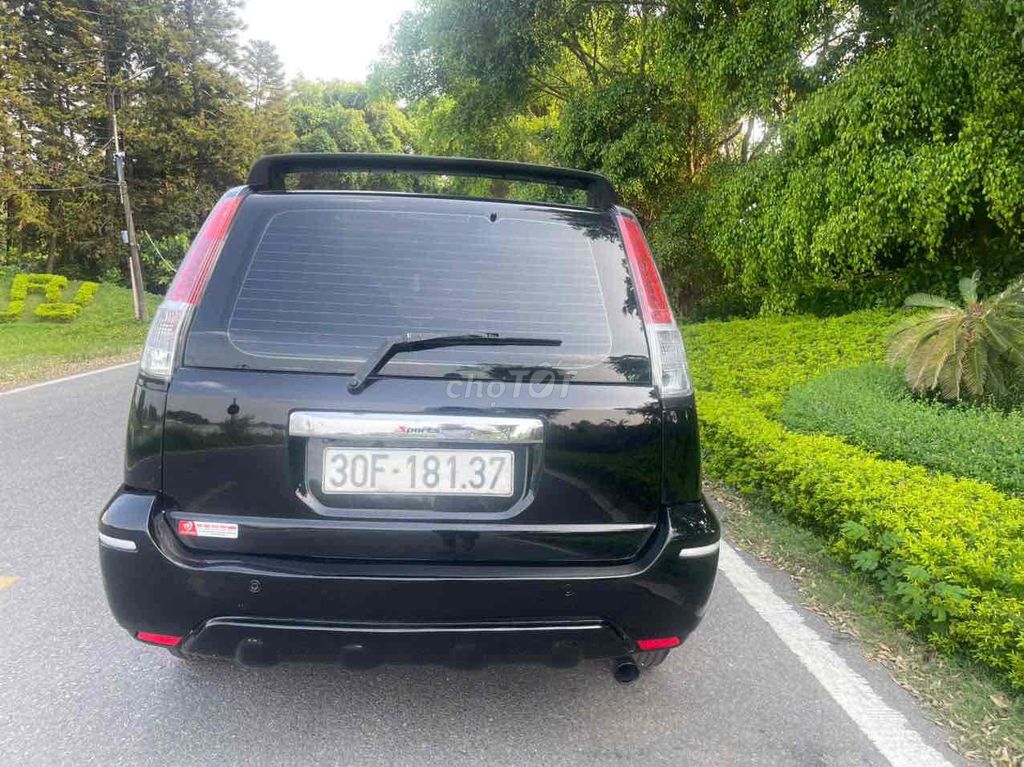 Nissan 2010 - ảnh 5