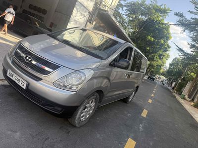 Hyundai Starex 2015 - ảnh 1